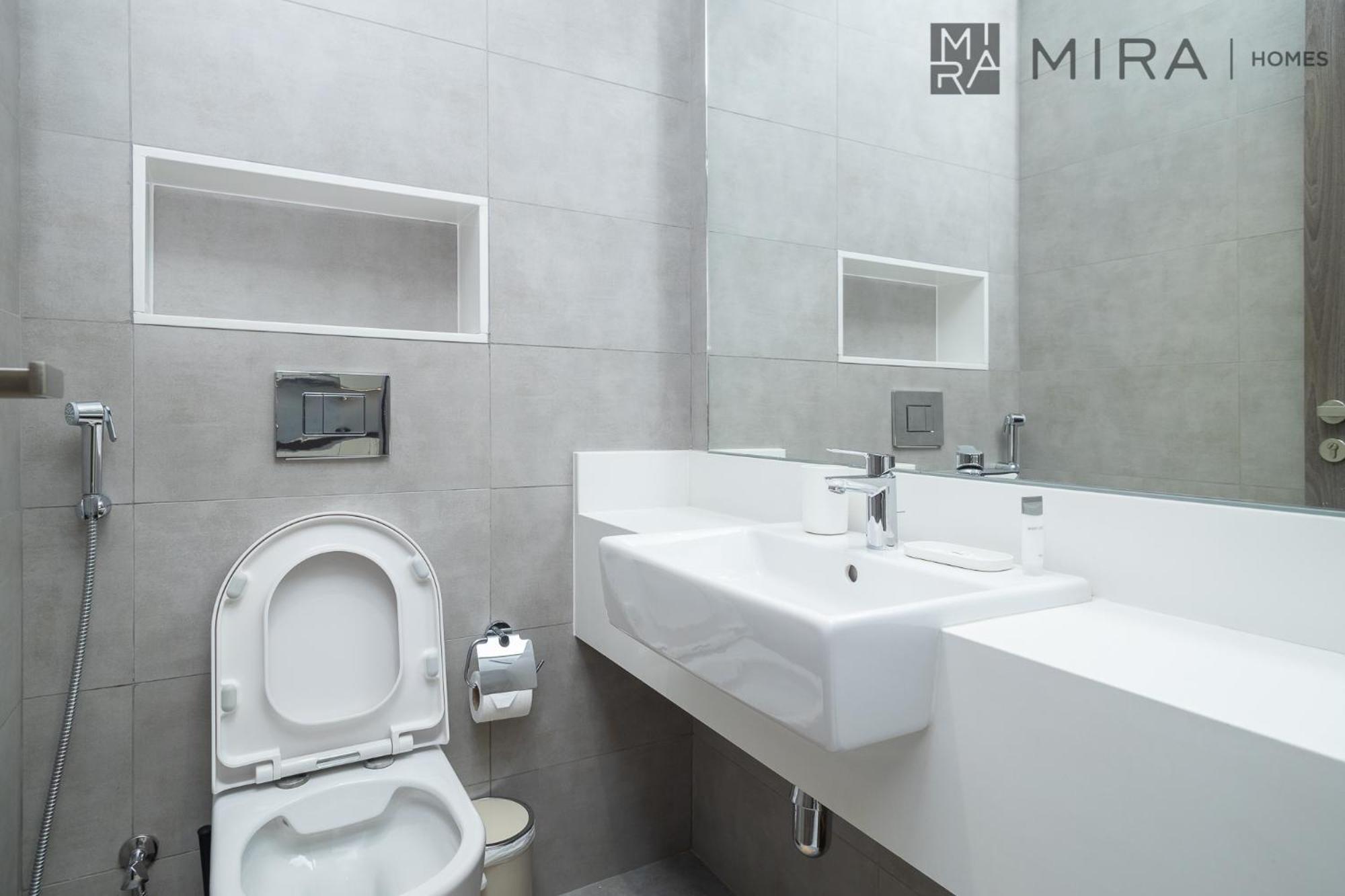 Apartment Mira Homes - Amazing And Cosy 1 Bedroom With Balcony In Mbr *